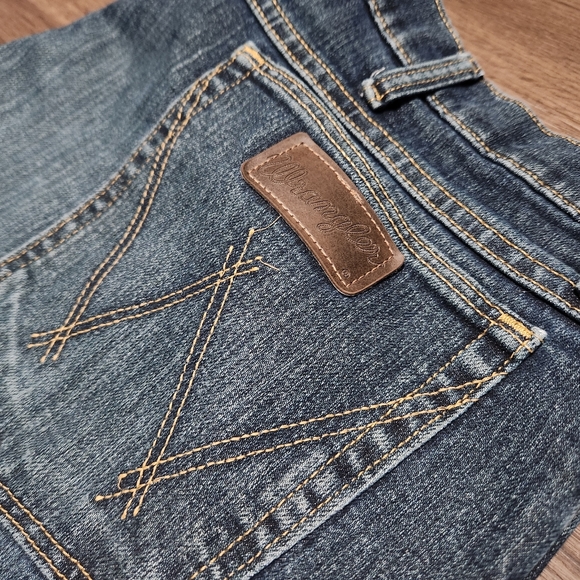 Men's 20X Wranglers - Picture 3 of 4